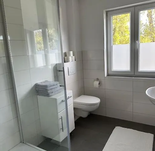 2-zimmerwohnung Mit Terrasse * Düsseldorf