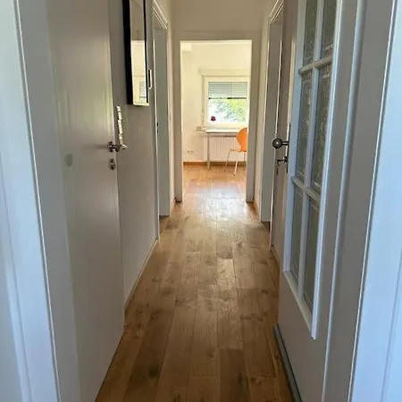 Apartment 2-zimmerwohnung Mit Terrasse Dusseldorf