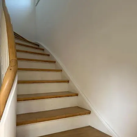 Appartement 2-zimmerwohnung Mit Terrasse *