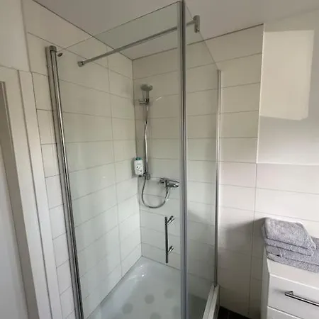 Apartament 2-zimmerwohnung Mit Terrasse *